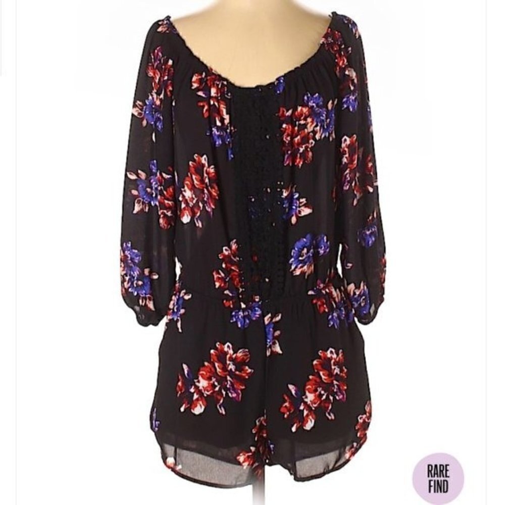 Aqua Long Sleeve Floral Romper Size XS